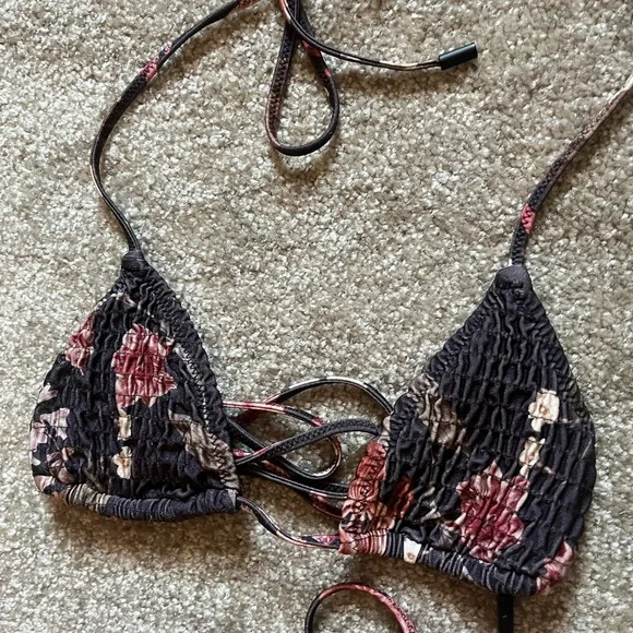 TRIANGL Brown Floral Bikini - Picture 6 of 11
